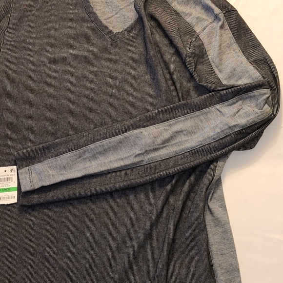 Alfani long-sleeve V-neck tee black gray - Picture 9 of 16